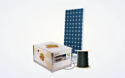Solergie box with solar panel and cable